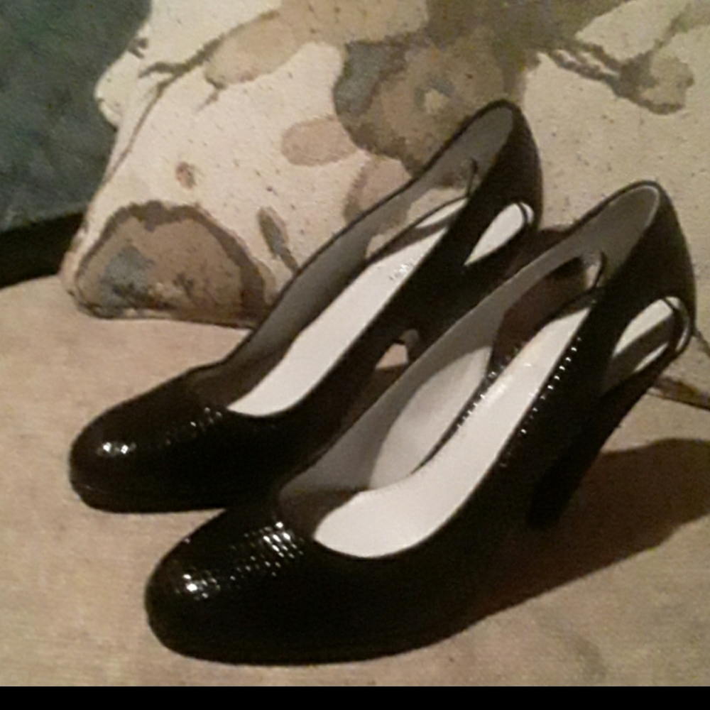 Calvin Klein heels - Picture 4 of 7